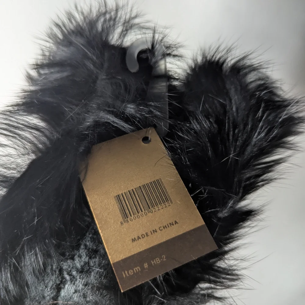 New C.C Cheveux Corp Womens Black Faux Fur Lined Cable Knit Headband One Size